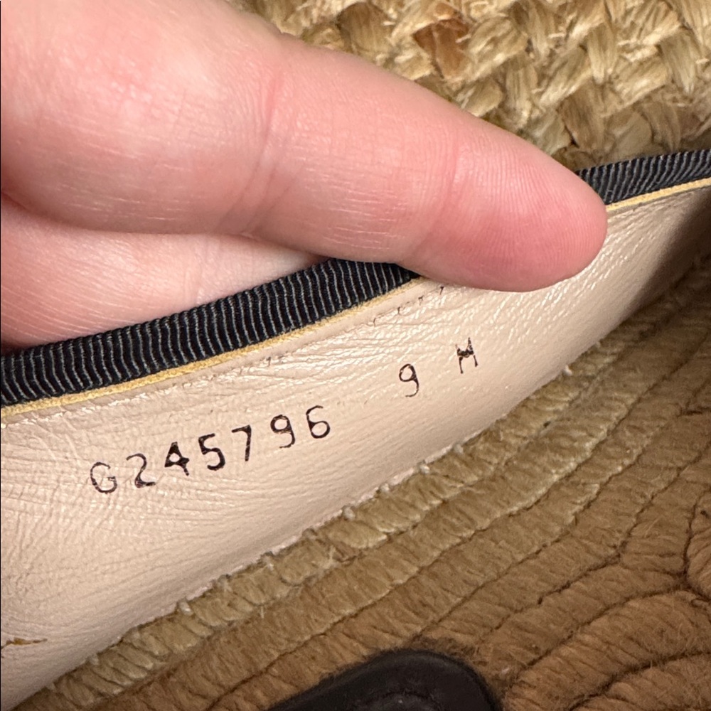 Stuart Weitzman 9M Black Suede Flat Espadrille Shoes - Picture 10 of 11